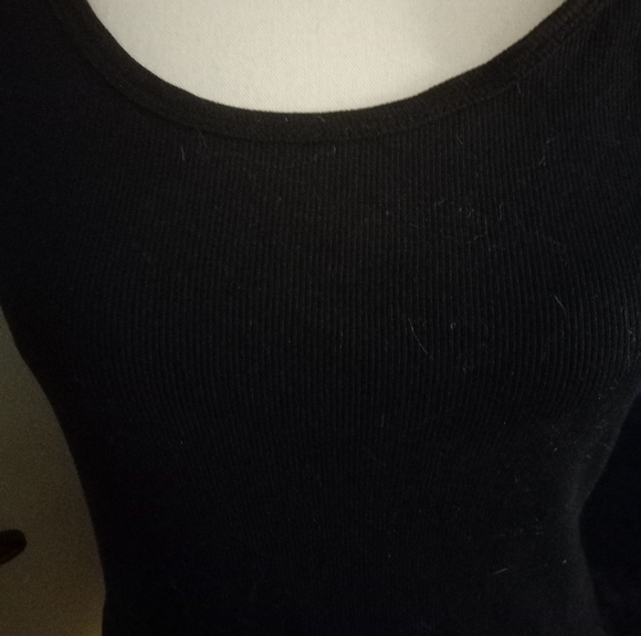 Used,not new black camisole/ tank top ribbed knit. size is medium. - Picture 3 of 3
